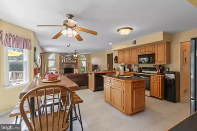 4006 Crest View Drive, Stroudsburg, PA 18360 - Photo 11