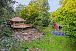 112 Tawny Fox Trl, East Stroudsburg, PA 18301 - Photo 3
