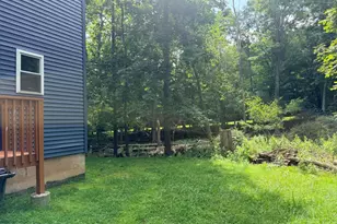 362 Somerset Dr, East Stroudsburg, PA 18301 - Photo 3