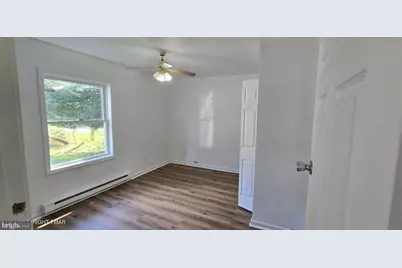 889 Country Place Drive, Tobyhanna, PA 18466 - Photo 9