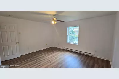 889 Country Place Drive, Tobyhanna, PA 18466 - Photo 27