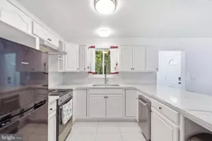 3537 Peak Dr, Tobyhanna, PA 18466 - Photo 7
