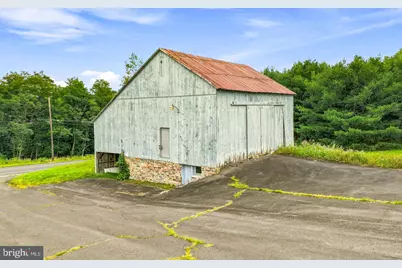 267 Long Mountain Road, Effort, PA 18330 - Photo 9