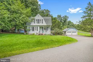926 Acker Rd, Stroudsburg, PA 18360 - Photo 1