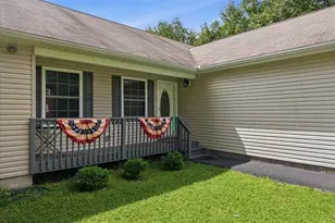 3106 Briarwood Dr, Tobyhanna, PA 18466 - Photo 3