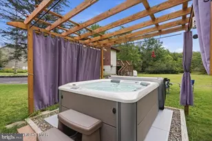 3106 Briarwood Dr, Tobyhanna, PA 18466 - Photo 23