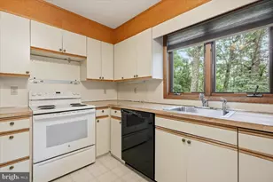408 Long View Dr, Stroudsburg, PA 18360 - Photo 25
