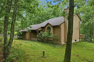 408 Long View Dr, Stroudsburg, PA 18360 - Photo 53