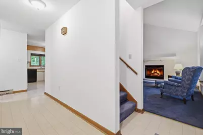 408 Longview Drive, Stroudsburg, PA 18360 - Photo 9