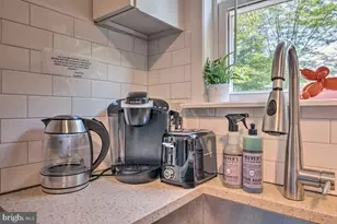 9253 Westwood Dr, Tobyhanna, PA 18466 - Photo 5