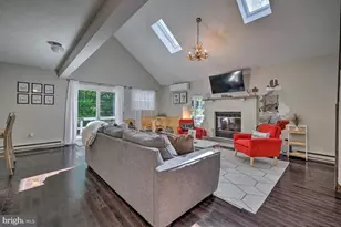 9253 Westwood Dr, Tobyhanna, PA 18466 - Photo 11