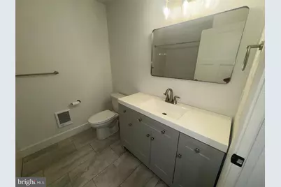 1087 Mount Tom Road #205, East Stroudsburg, PA 18301 - Photo 7