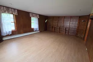 2115 W Main St, Stroudsburg, PA 18360 - Photo 7