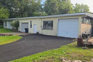 2115 W Main St, Stroudsburg, PA 18360 - Photo 29