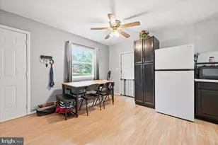 593 Country Pl Dr, Tobyhanna, PA 18466 - Photo 47