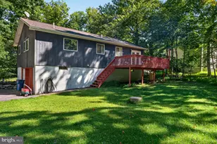 1021 Dancing Ridge Rd, East Stroudsburg, PA 18302 - Photo 5