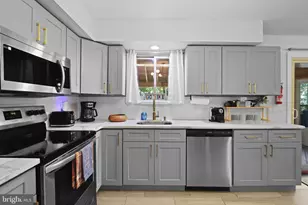 9820 Deerwood Dr, Tobyhanna, PA 18466 - Photo 15