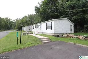 1215 Blue Mountain Cir, Saylorsburg, PA 18353 - Photo 3