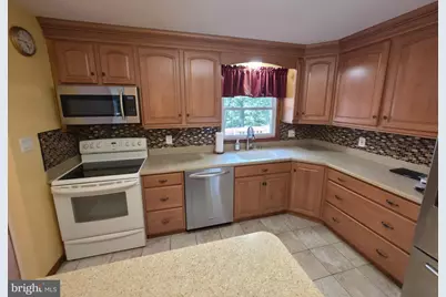 224 Tree Top Terrace, Stroudsburg, PA 18360 - Photo 7