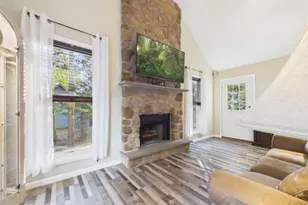 5125 Cresco Dr, Pocono Lake, PA 18347 - Photo 17