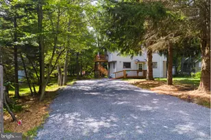 1030 Wyoming Dr, Pocono Lake, PA 18347 - Photo 7
