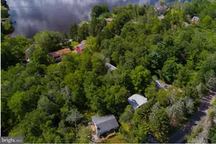 1030 Wyoming Dr, Pocono Lake, PA 18347 - Photo 5