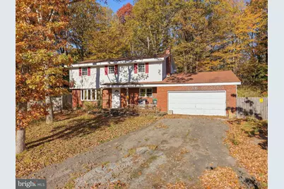 10 Hemlock Road, Mount Pocono, PA 18344 - Photo 1