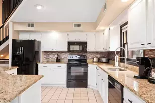 183 Hyland Dr, East Stroudsburg, PA 18301 - Photo 9