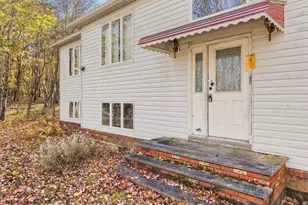 1353 Allegheny Dr, Blakeslee, PA 18610 - Photo 3