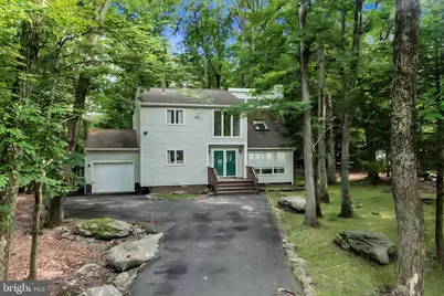3159 Greenbriar Drive, East Stroudsburg, PA 18301 - Photo 1