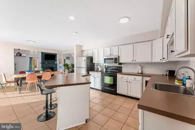 3159 Greenbriar Drive, East Stroudsburg, PA 18301 - Photo 7