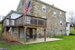 723 Fir Dr, Walnutport, PA 18088 - Photo 11