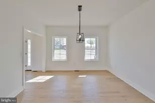 883 Emerald Valley Ln, Bangor, PA 18013 - Photo 7