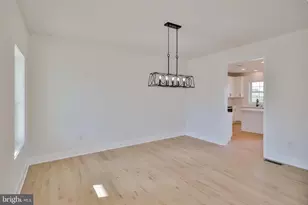 883 Emerald Valley Ln, Bangor, PA 18013 - Photo 5