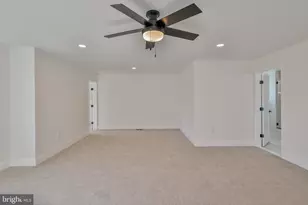 883 Emerald Valley Ln, Bangor, PA 18013 - Photo 29