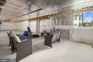 2 Creek View Ct, Easton, PA 18045 - Photo 33