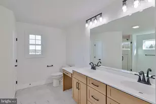 936 Emerald Valley Ln, Bangor, PA 18013 - Photo 35