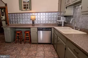 5727 Youngs Hill Rd, Easton, PA 18040 - Photo 13