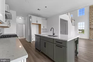 4780 Farrcroft Dr, Easton, PA 18040 - Photo 11