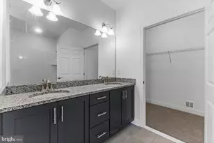 868 Veneto Ct, Easton, PA 18040 - Photo 19