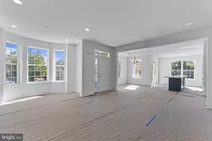 868 Veneto Ct, Easton, PA 18040 - Photo 5