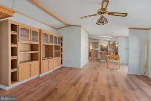 183 Greenbriar Dr S, Bath, PA 18014 - Photo 37