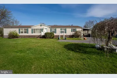 183 Greenbriar Dr S, Bath, PA 18014 - Photo 3