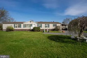 183 Greenbriar Dr S, Bath, PA 18014 - Photo 3