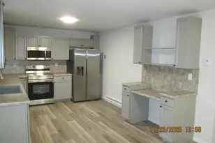 380 Gallery Ln, Mount Bethel, PA 18343 - Photo 9