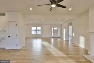 448 Long Ln, Walnutport, PA 18088 - Photo 17