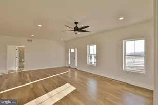 464 Long Ln, Walnutport, PA 18088 - Photo 11