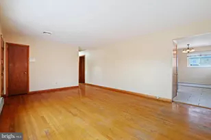 442 Avon St, Easton, PA 18045 - Photo 7