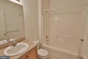 1384 Hennaberry Ln, Easton, PA 18040 - Photo 27