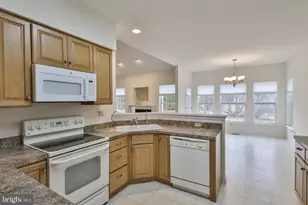 1384 Hennaberry Ln, Easton, PA 18040 - Photo 17